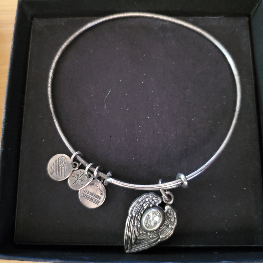 Alex and Ani Angel Wings bracelet